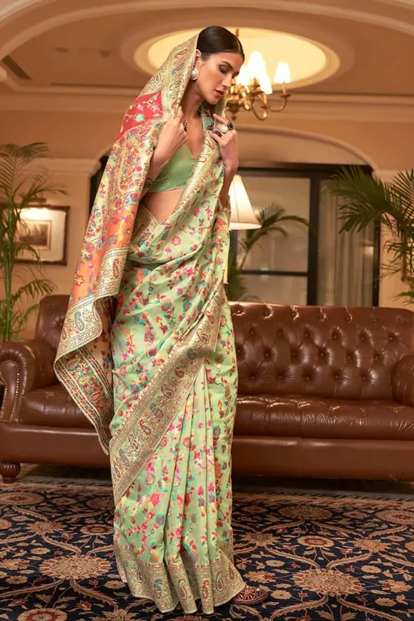 Green_Cotton_Silk_Floral_Minakari_Zari_Paisely_Border_Banarasi_Saree_12SKL_CS14