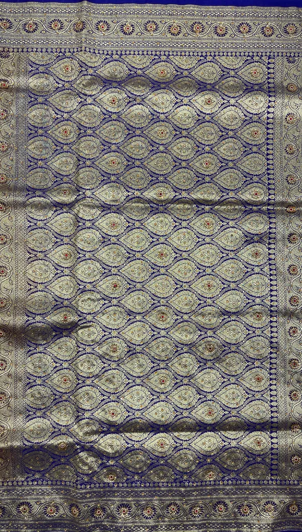 Humairah_Presents_Purple_Katan_Silk_Zari_Booti_Heavy_Stone_Work_Banarasi_Saree_with_Contrast_Blue_Floral_Pallu_and_Blue_Blouse
