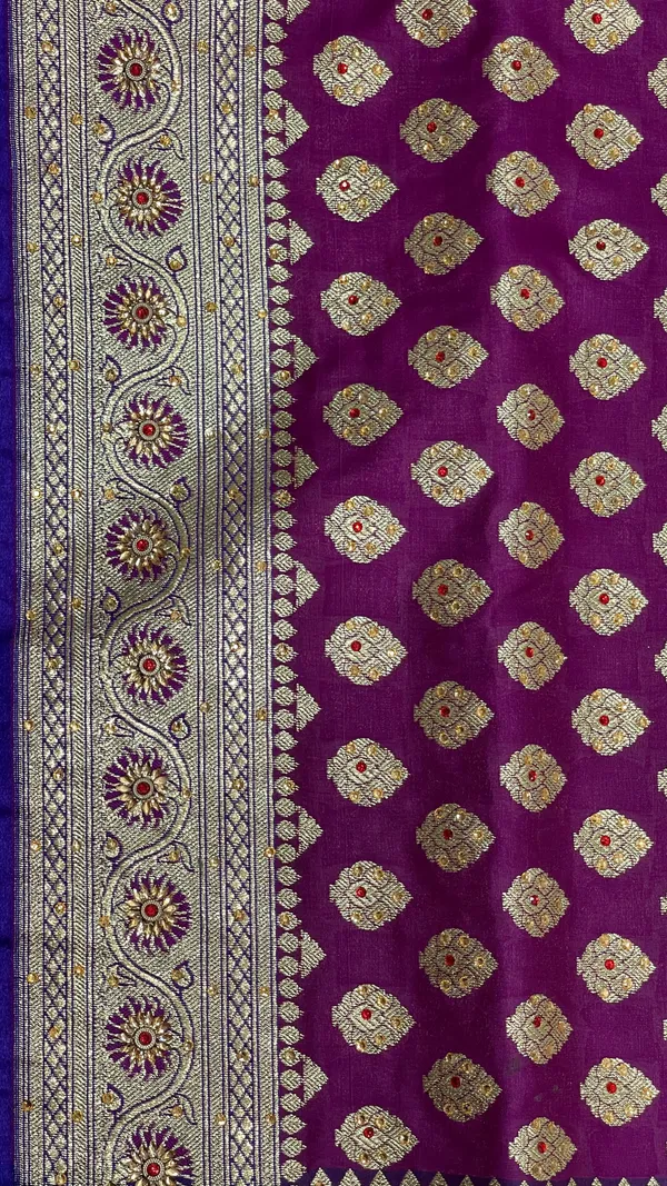Humairah_Presents_Purple_Katan_Silk_Zari_Booti_Heavy_Stone_Work_Banarasi_Saree_with_Contrast_Blue_Floral_Pallu_and_Blue_Blouse