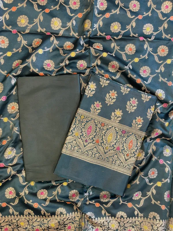 Darkgreen_Tapeta_Silk_Floral_Mina_Zari_Booti_Banarasi_Suit_625AJ_TPT71
