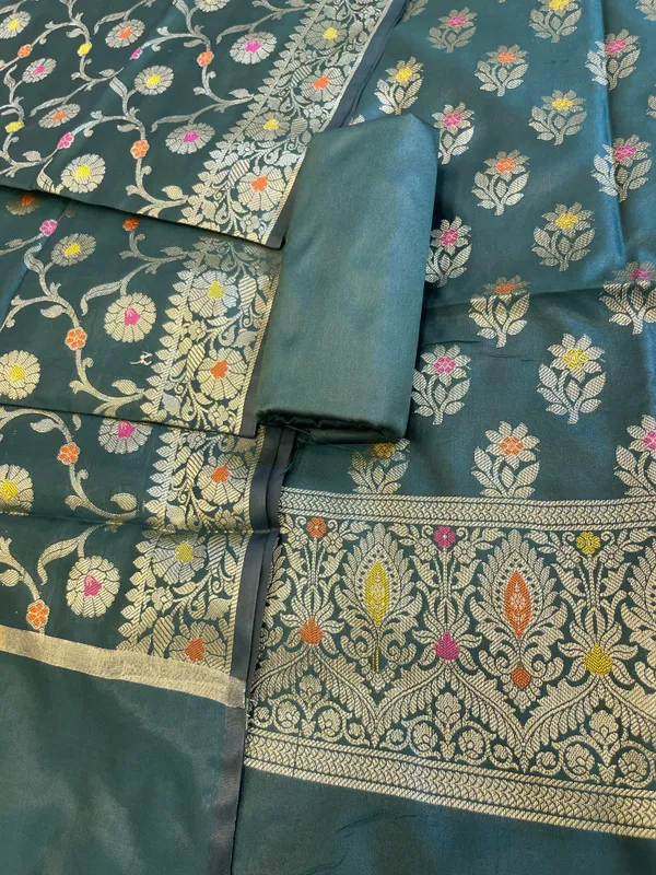 Darkgreen_Tapeta_Silk_Floral_Mina_Zari_Booti_Banarasi_Suit_625AJ_TPT71