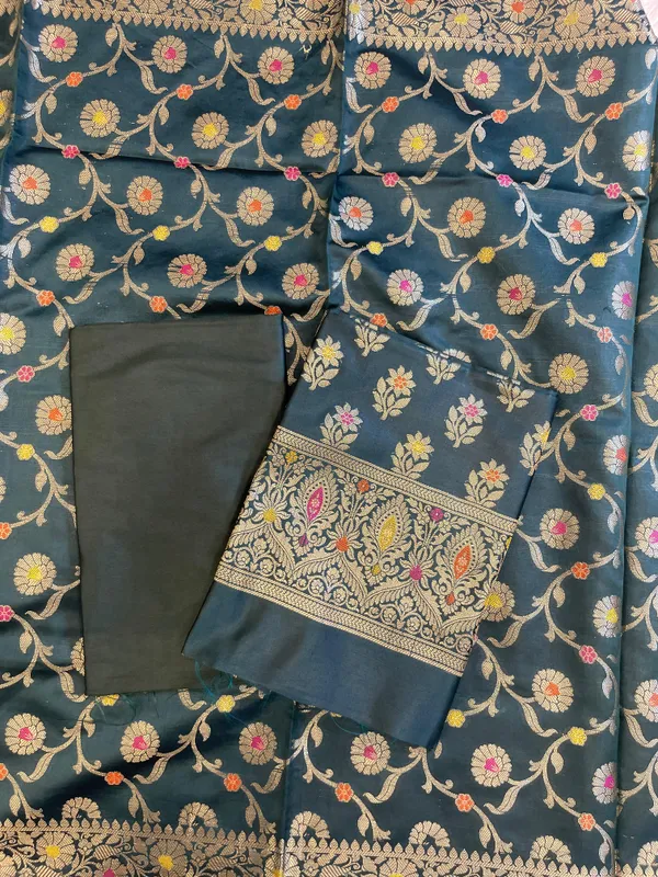Darkgreen_Tapeta_Silk_Floral_Mina_Zari_Booti_Banarasi_Suit_625AJ_TPT71