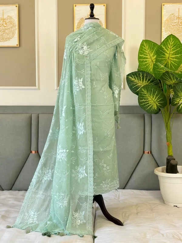 Seagreen_Mal_Chanderi_Embroider_Work_Banarasi_Suit_With_Embroidered_Dupatta_180Pnj_Mce8