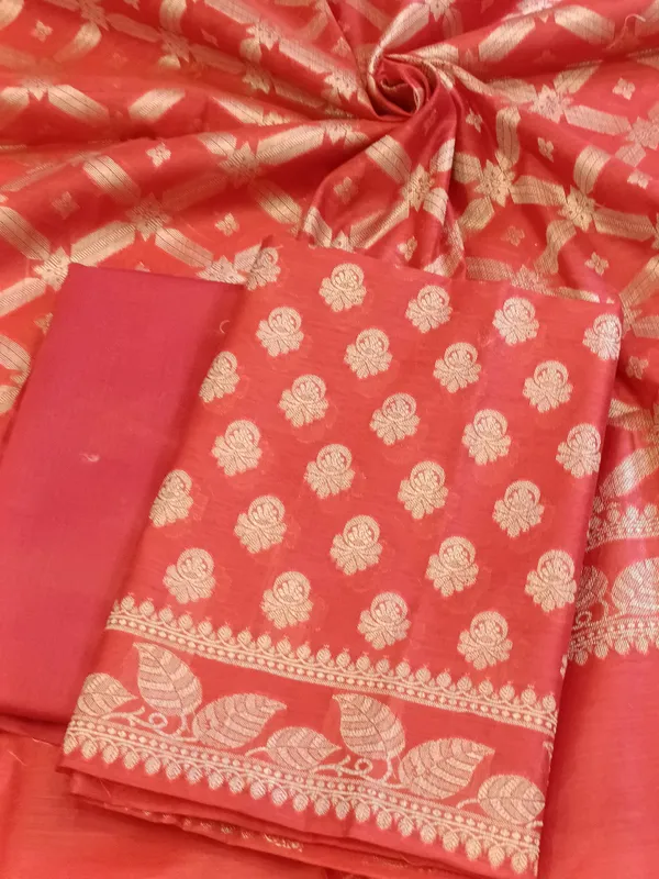 Red_Cotton_Blend_Floral_Zari_Booti_with_Zig-Zag_Zari_Jaal_Dupatta_Banarasi_Suit_65SHL_PV1