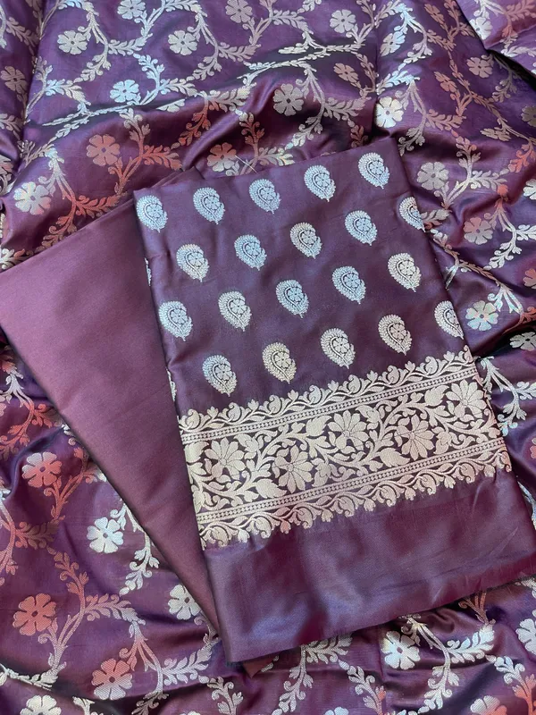 Maroon_Semi_Silk_Floral_Zari_Booti_Banarasi_3_pcs_Suit_Set_900AJ_SK21