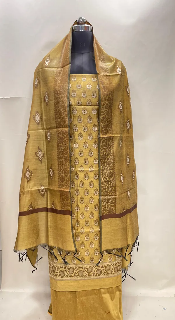 Humairah_Yellow_Cotton_Floral_Resham_Mina_Booti_3_pcs_Suit_set_with_Plain_Bottom_and_Resham_Zari_Mina_Floral_Boota_Yellow_Dupatta
