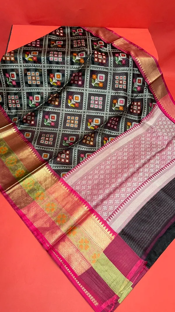 Black_Art_Silk_Banarasi_Sarees_For_Women_GEASF_27