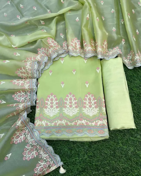 Green_Tissue_Silk_Embroidery_Resham_Booti_Banarasi_3_Pcs_Suit_Set_Skl_Te13
