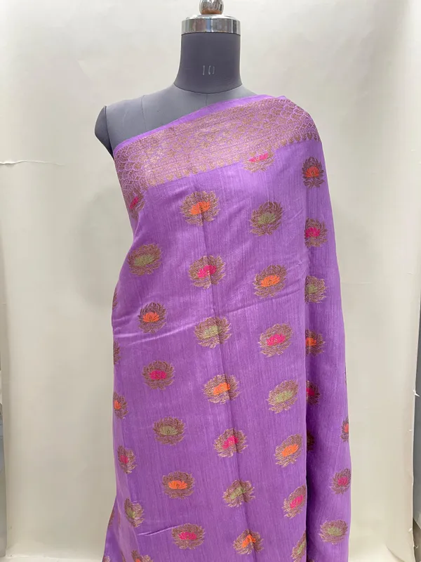 Humairah_Pure_Handloom_Purple_Munga_Silk_Floral_Copper_Zari_Minakari_Booti_and_Zig-Zag_Banarasi_Pallu_Zari_Border_and_Cream_Blouse