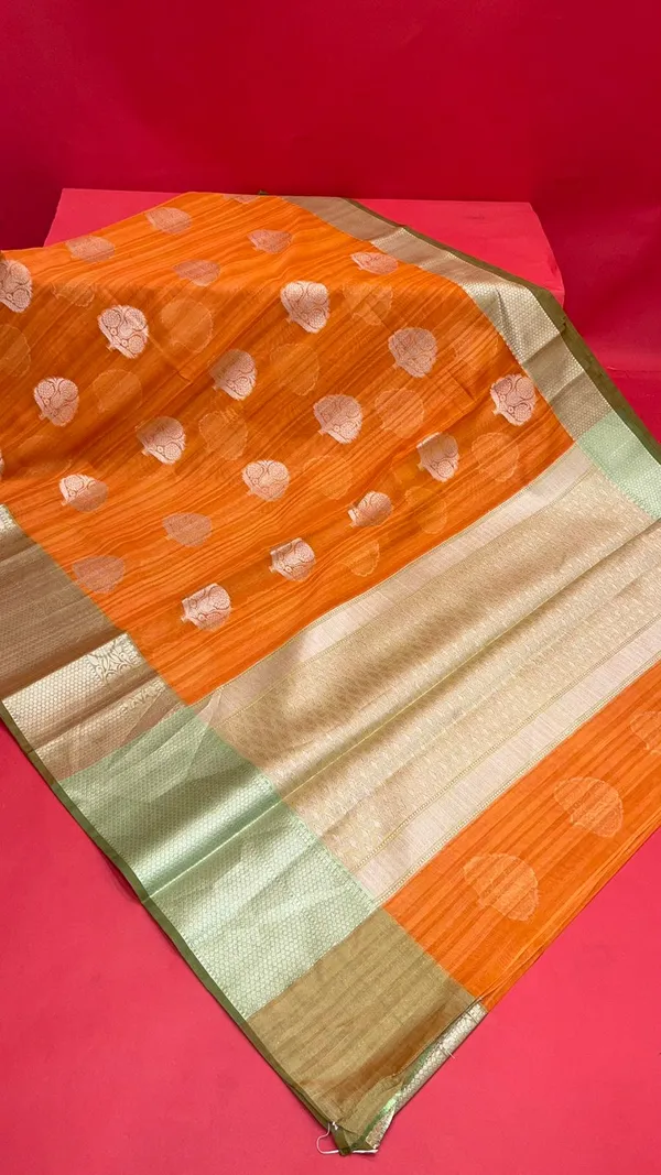 Orange_Matka_Silk/Silk_Blend_Banarasi_Sarees_For_Women_GEMTKSLK_3