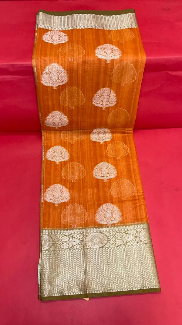 Orange_Matka_Silk/Silk_Blend_Banarasi_Sarees_For_Women_GEMTKSLK_3