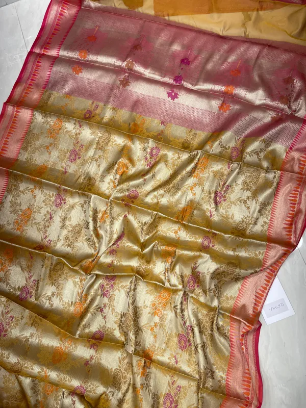 Humairah_Presents_Gold_Art_Silk_Floral_Tilfi_Mina_Zari_Jaal_with_Contrast_Pink_Minakari_Boota_Pallu_Double_Mina_Zari_Border_and_Pink_Blouse