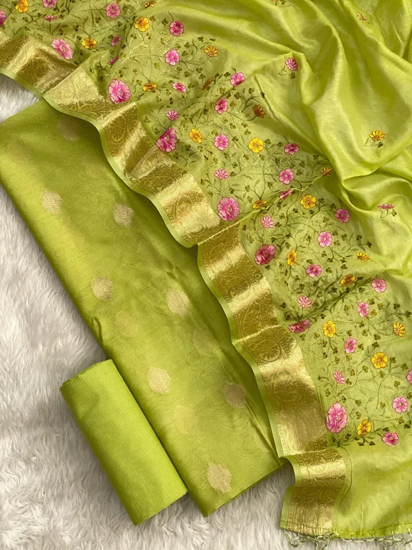 Green_Pure_Mercerised_Zari_Booti_with_Embroidery_Dupatta_Banarasi_Suit_Set_1200SKL_PME24