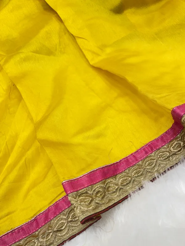Yellow_Cotton_Blend_Zari_Embroidery_Banarasi_Saree_600KS_16
