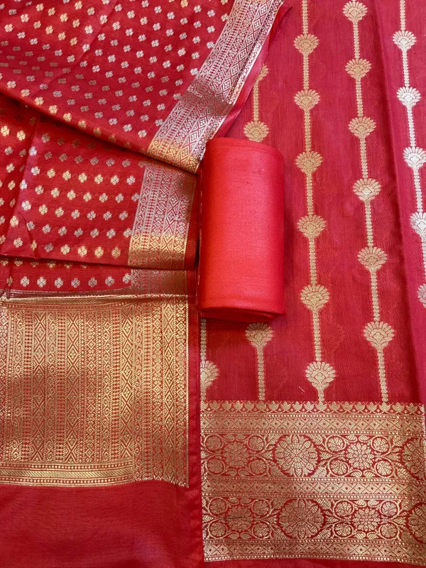 Red_Mercerise_Cotton_Floral_Stripe_Zari_with_Chunri_Booti_Dupatta_Banarasi_Suit_Set