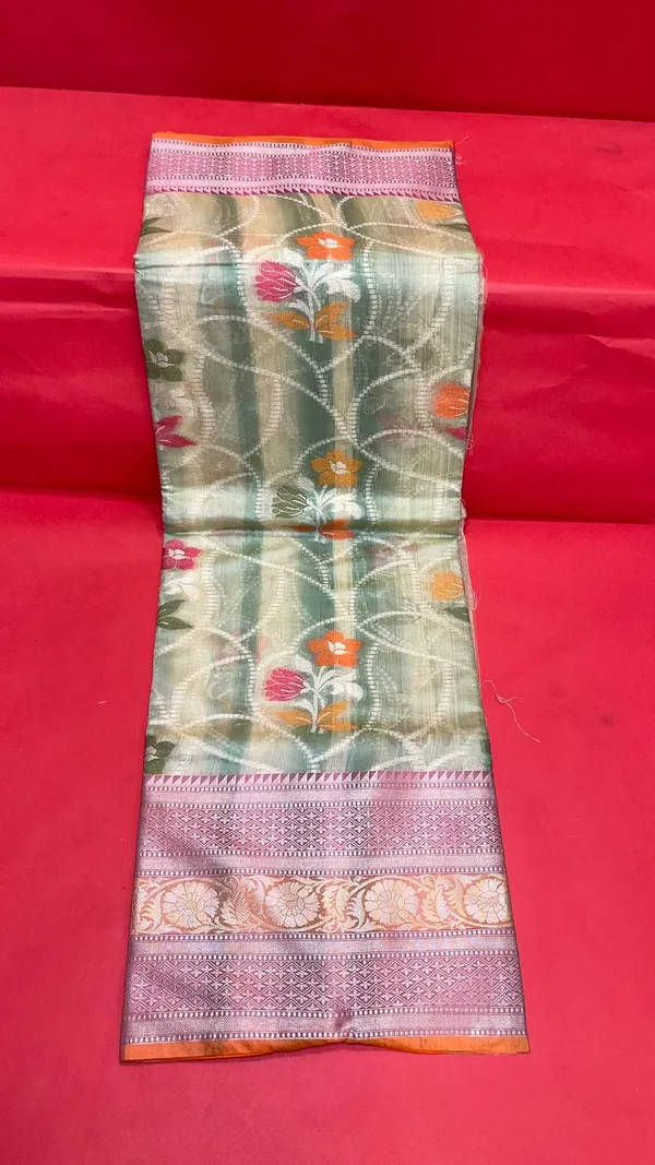Green_Matka_Silk/Silk_Blend_Banarasi_Sarees_For_Women_GEMTKSLK_201