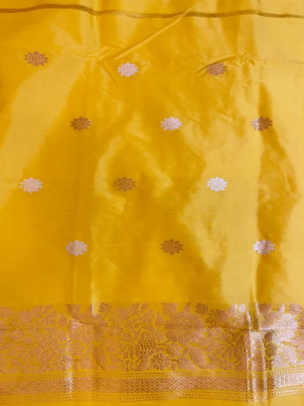 Pure_Handloom_Gold_Katan_Silk_Gold_and_Silver_Zari_Aada_Stripe_Kadhwa_Banarasi_3_pcs_Suit_Set_14000PR_KS13