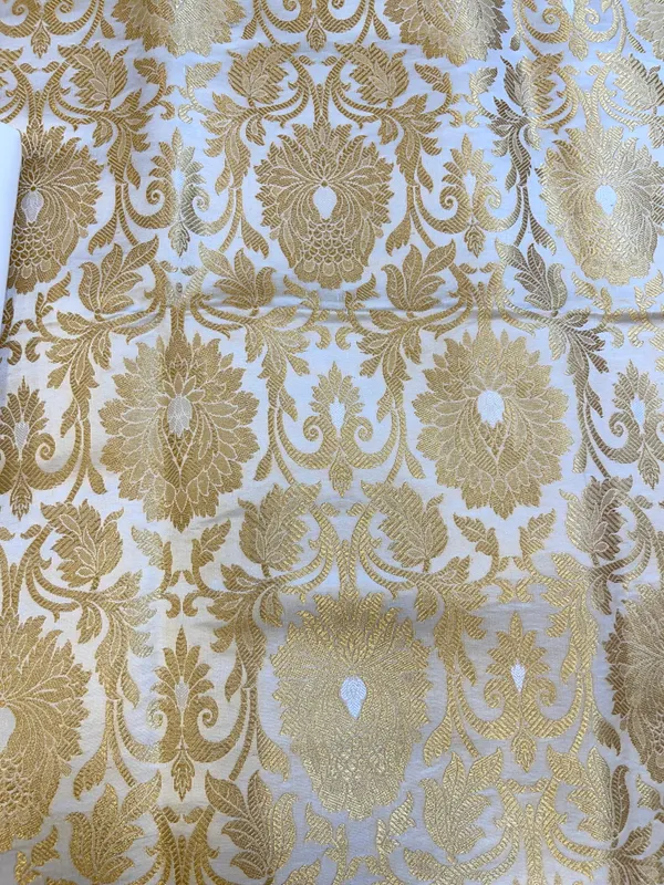 Cream_Brocade_Kimkhab_Floral_Boota_Jaal_Banarasi_Suit_with_Digital_Print_Dupatta_11SKL_BK3