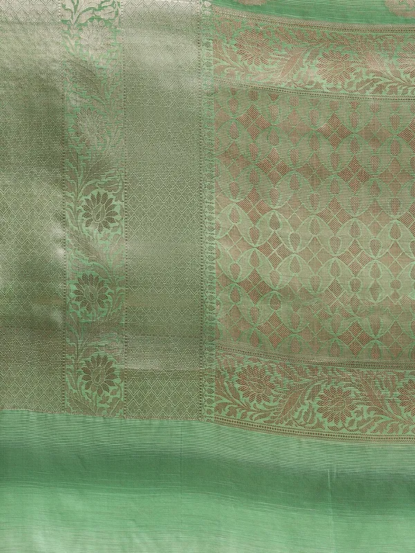 Green_Matka_Silk/Silk_Blend_Banarasi_Sarees_For_Women_GEMTKSLK_204
