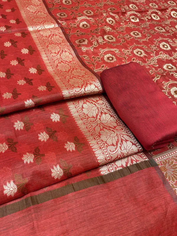 Humairah_Red_Cotton_Zari_Resham_Mina_Jaal_3_pcs_Suit_set_with_Plain_Bottom_and_Aada_Zari_Stripe_Red_Dupatta