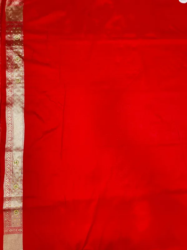 Humairah_Presents_Red_Satin_Silk_Floral_Booti_Low_Stone_Work_Saree_with_Banarasi_Floral_Pallu_and_Red_Blouse