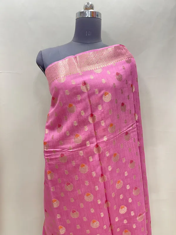 Humairah_Pure_Handloom_Baby_Pink_Munga_Silk_Floral_Gold_Zari_Mina_Booti_with_Minakari_Jaal_Pallu_Zari_Border_with_Baby_Pink_Blouse