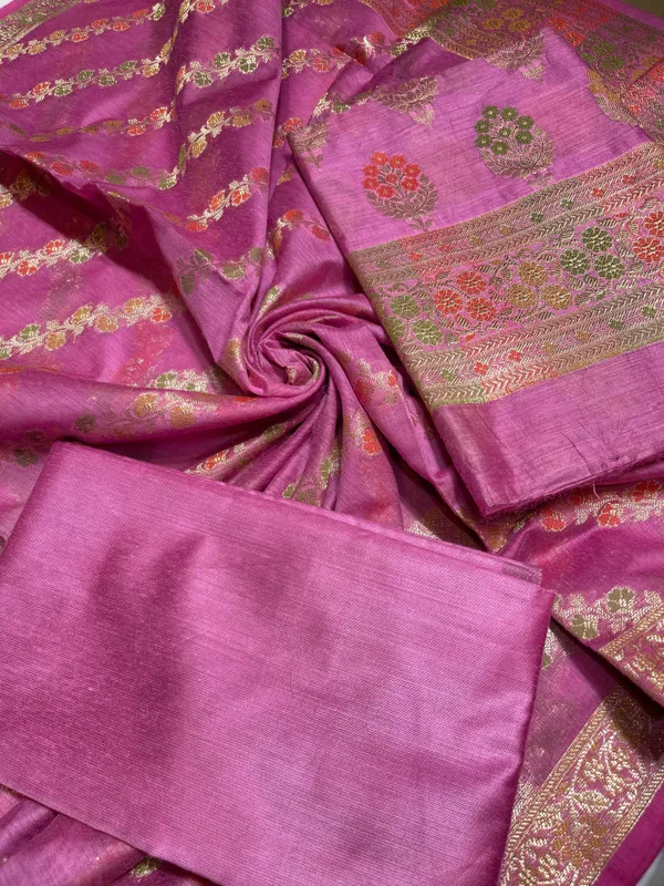 Humairah_Presents_Light_Purple_Floral_Minakari_Zari_Boota_3_pcs_Suit_Set_with_Plain_Bottom_and_Lehariya_Minakari_Zari_Stripe_Light_Purple_Dupatta