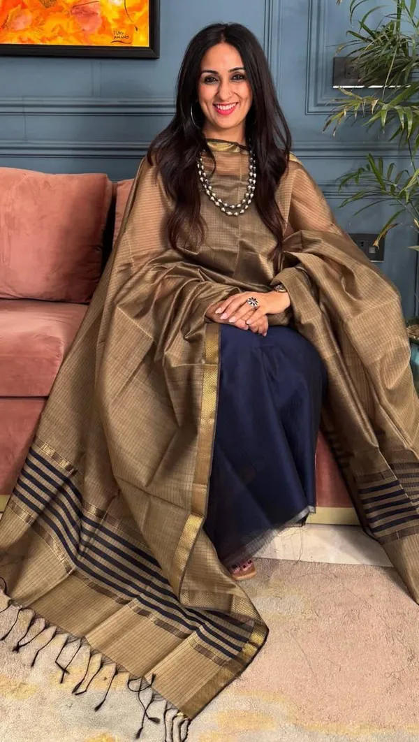 Premium_Olive_Gold_Cotton_Silk_Banarasi_Suit_with_Navy_Plain_Bottom_&_Stripe_Zari_Patti_Dupatta_600SKL_CS19