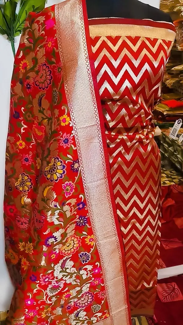 Red_Katan_Silk_Zig-Zag_With_Multicolor_Mina_Jaal_Dupatta_Banarasi_Suit_Set_Skl_Kz6