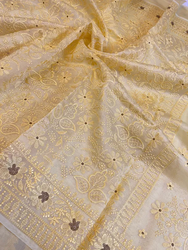 Pure_Handloom_Light_Yellow_Kora_Organza_Floral_Resham_Jaal_Embroidery_Banarasi_Saree_450AJ_ME1