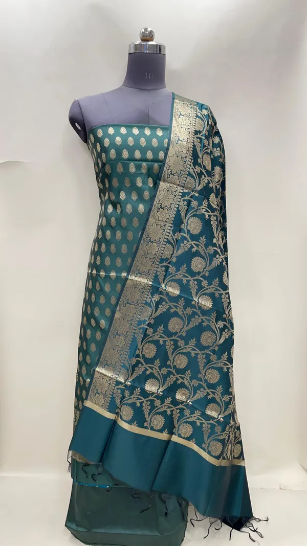 Humairah_Dark_Green_Art_Silk_Floral_Zari_Booti_Skirt_Border_3_pcs_Suit_set_with_Plain_Bottom_and_Tilfi_Floral_Zari_Jaal_Dark_Green_Dupatta