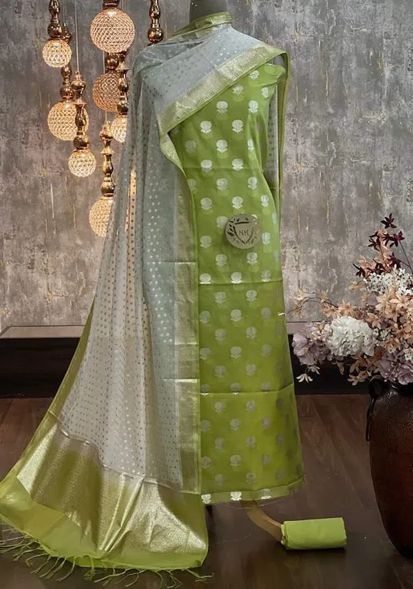 Green_Mercerised_Lorex_Weave_Booti_With_Off-White_Dupatta_Banarasi_3_Pcs_Suit_Set_Skl_Pml2