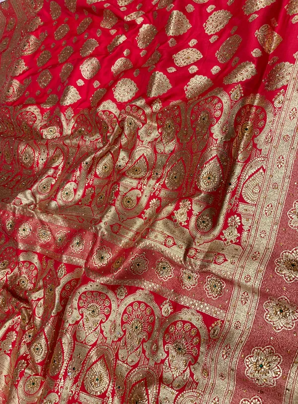Humairah_Presents_Strawberry_Pink_Satin_Silk_Floral_Zari_Boota_Heavy_Stone_Work_Banarasi_Saree_with_Floral_Boota_Zari_Border_and_Strawberry_Pink_Blouse