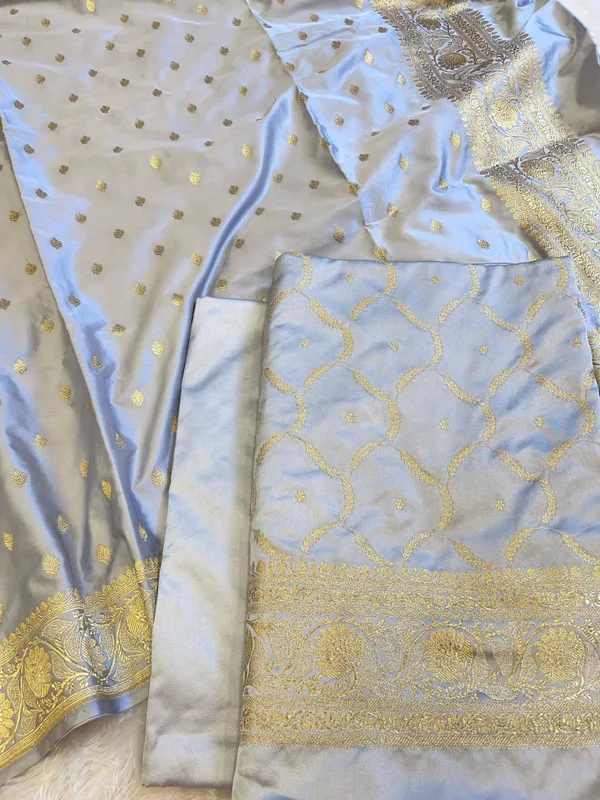 Grey_Mashru_Silk_Floral_Zari_Booti_with_Zari_Jaal_Dupatta_Handloom_Banarasi_3_pcs_Suit_Set_3000AJ_MSR13