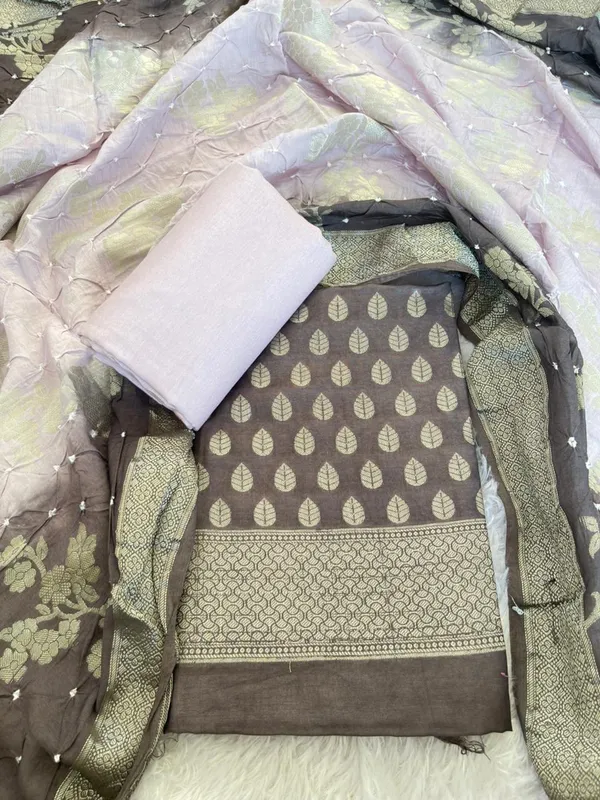 Brown_Cotton_Blend_Leaf_Zari_Booti_Banarasi_Suit_with_Bandhani_Zari_Jaal_Dual_Shade_Dupatta_1325DAN_SBN2