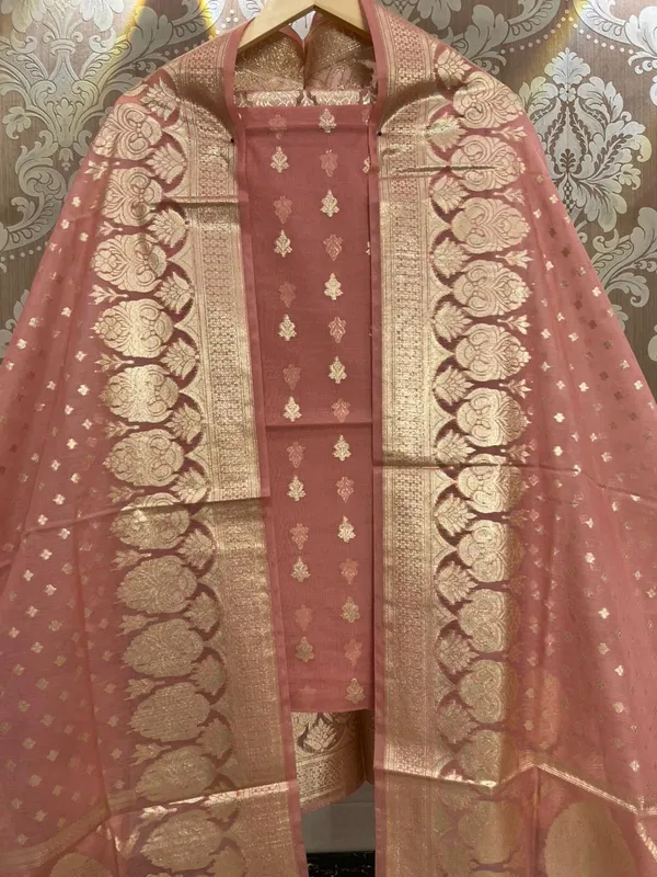 Peach_Chanderi_Lorex_weave_Zari_Booti_Banarasi_Suit_with_Chunri_Booti_Dupatta_1350ASG_CHL4