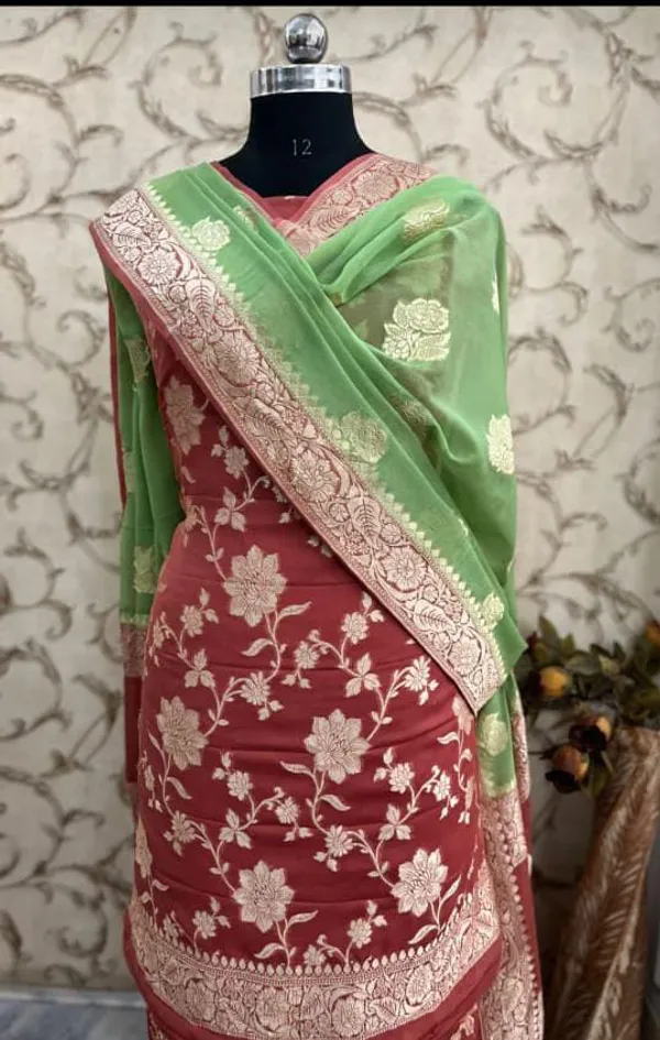 Pure_Handloom_Maroon_Khaddi_Georgette_Floral_Water_Zari_Jaal_Banarasi_Suit_Set_with_Contrast_Green_Dupatta_Suit_Set_6500SKL_KG19