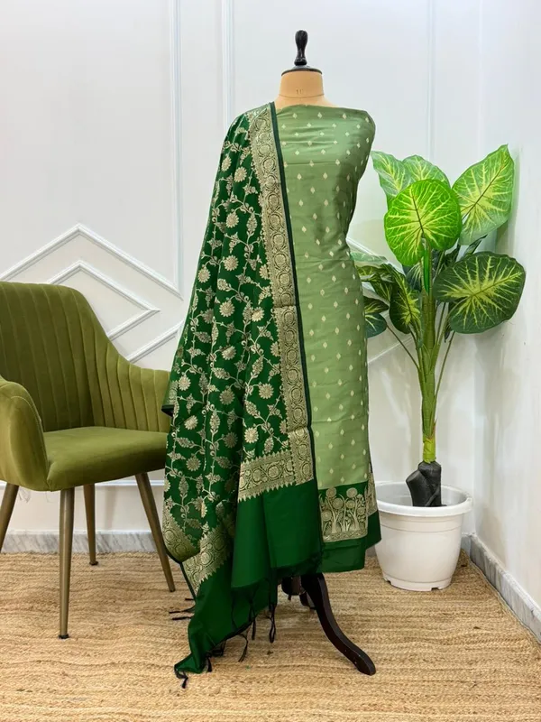 Pista_Green_Katan_Silk_Floral_Chunri_Zari_Booti_Contrast_Daman_Banarasi_Suit_with_Darkgreen_Jaal_Dupatta_130PNJ_SC5