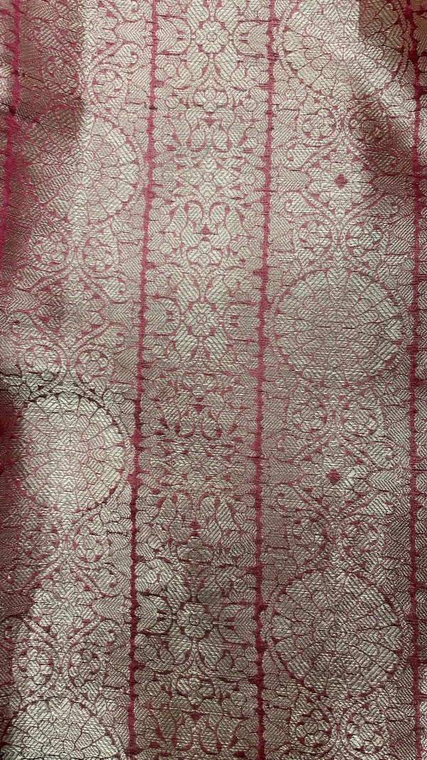 Humairah_Presents_Wine_Art_Silk_Floral_Stripe_Diagonal_Zari_Mina_Jaal_and_Copper_and_Silver_Boota_with_Contrast_Green_Pallu_Banarasi_Zari_Border_and_Green_Blouse