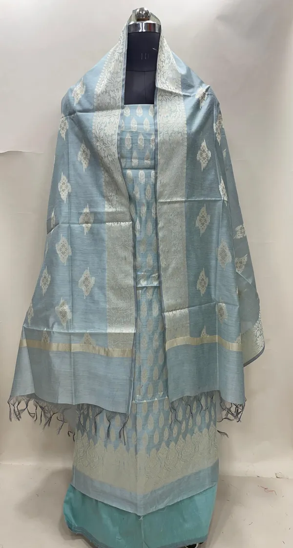 Humairah_Seagreen_Cotton_Floral_Resham_Booti_3_pcs_Suit_set_with_Plain_Bottom_and_Floral_Zari_Mina_Boota_Seagreen_Dupatta
