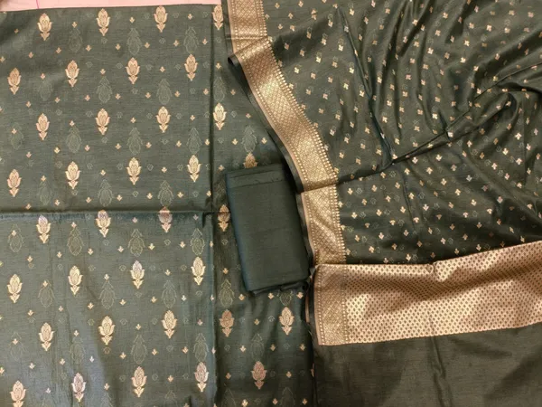 Dark_Green_Mercerise_Silk_Floral_Zari_Booti_with_Chunri_Booti_Dupatta_Banarasi_Suit_11SKL_CMS3