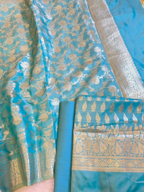 Sky_Blue_Semi_Silk_Floral_Zari_Booti_Banarasi_3_pcs_Suit_Set_900AJ_SK15