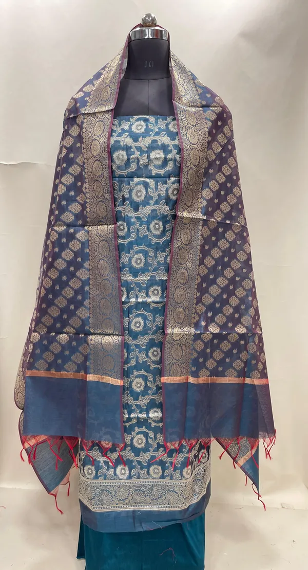 Humairah_Dark_Seagreen_Cotton_Zari_Resham_Mina_Jaal_3_pcs_Suit_set_with_Plain_Bottom_and_Aada_Zari_Stripe_Dark_Seagreen_Dupatta