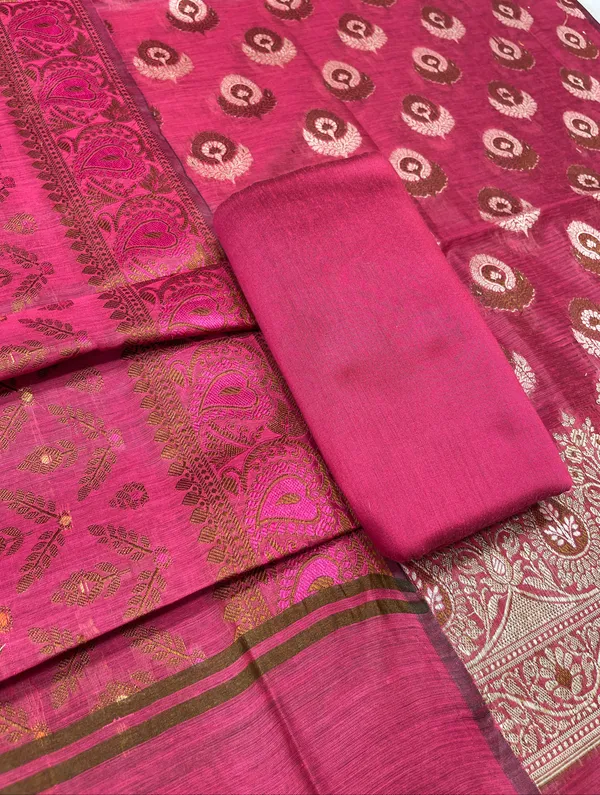 Humairah_Magenta_Cotton_Floral_Zari_Resham_Mina_Boota_3_pcs_Suit_set_with_Plain_Bottom_and_Floral_Zari_Jaal_Magenta_Dupatta