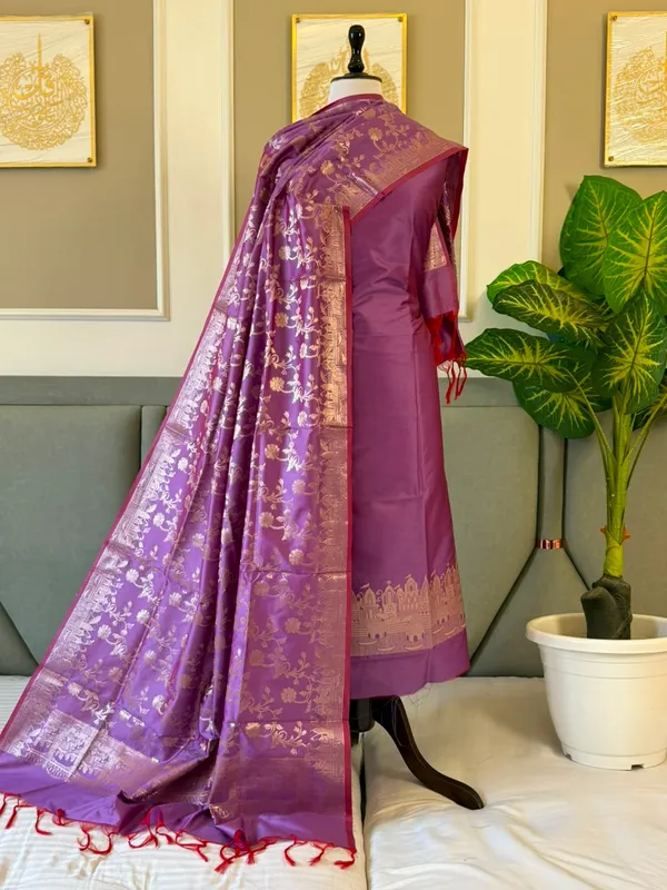 Orchid_Purple_Silk_Zari_Temple_Daman_Banarasi_Suit_With_Floral_Zari_Jaal_Dupatta_125PNJ_SL7