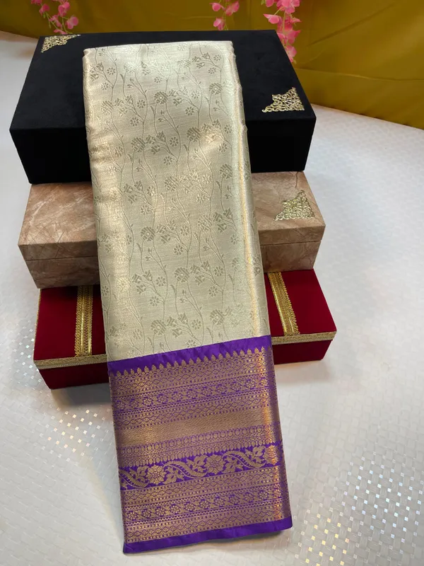 Beige_Kanjeevaram_Soft_Silk_Floral_Jaal_Contrast_Indigo_Blue_Border_Banarasi_Saree_MS_KS4