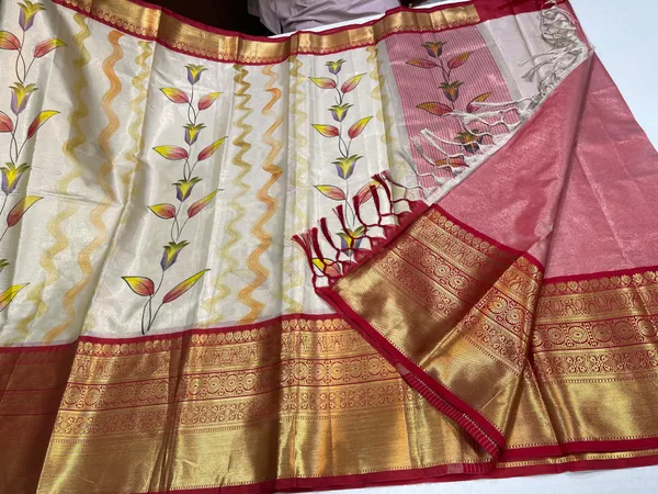 Off_white_Tissue_Silk_Floral_Handpainted_Boota_Contrast_Red_Border_Banarasi_Saree_MS_TS12