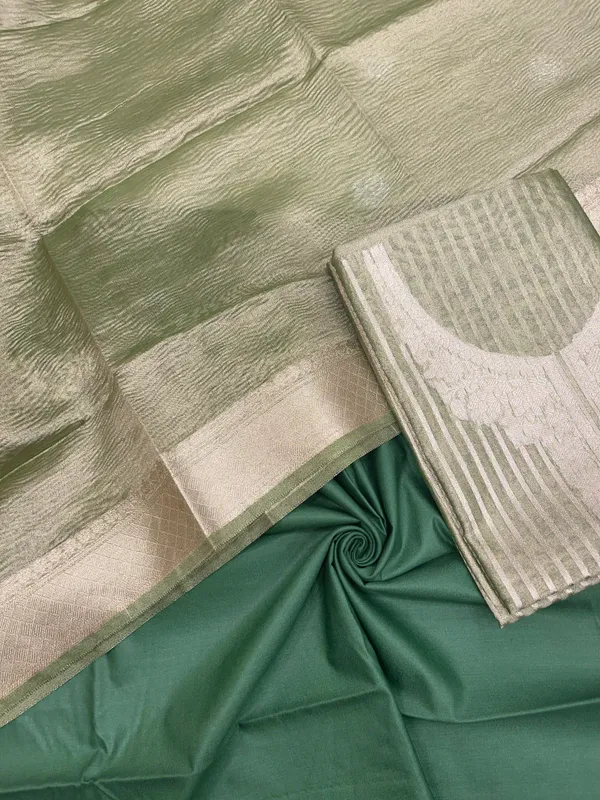 Green_Necklace_Tissue_Silk_Banarasi_3_pcs_Suit_Set_IM_TN4