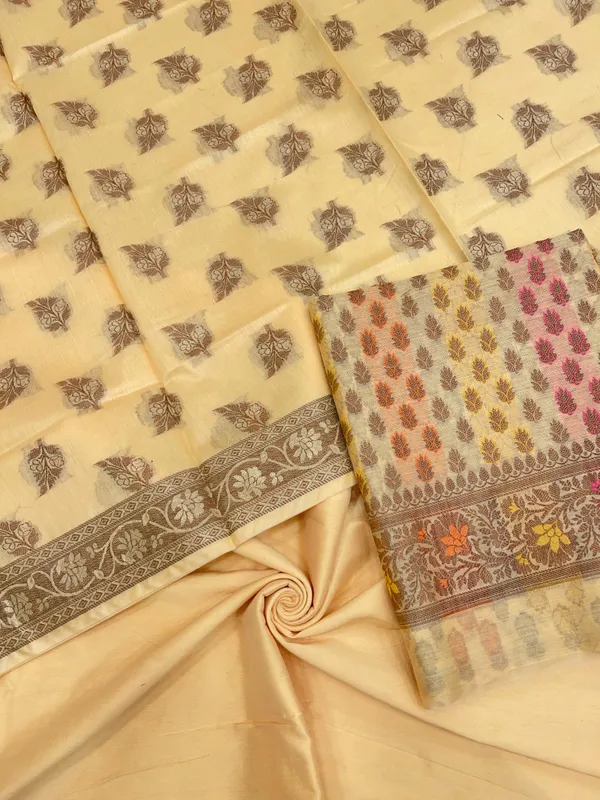 Yellow_Cotton_Banarasi_3_pcs_Suit_Set_IM_CS37