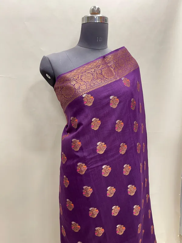 Humairah_Pure_Handloom_Purple_Munga_Silk_Floral_Copper_Zari_Minakari_Booti_and_Floral_Zari_Jaal_Banarasi_Pallu_Zari_Border_and_Purple_Blouse